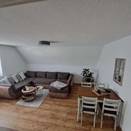 Wunderschoenes 2 Zimmer Apartment Inkl. Parkplatz Asbach  Εξωτερικό φωτογραφία