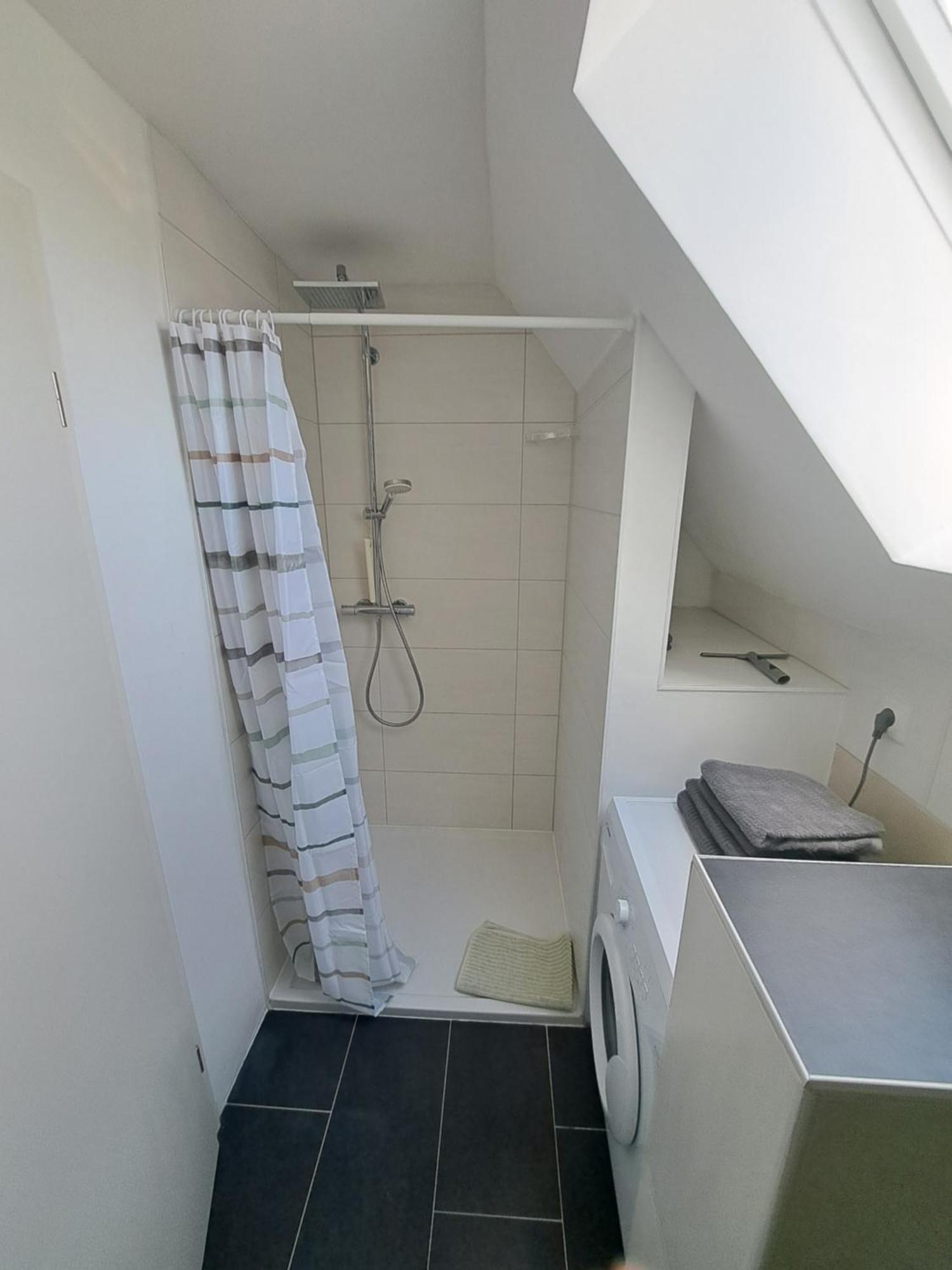 Wunderschoenes 2 Zimmer Apartment Inkl. Parkplatz Asbach  Εξωτερικό φωτογραφία