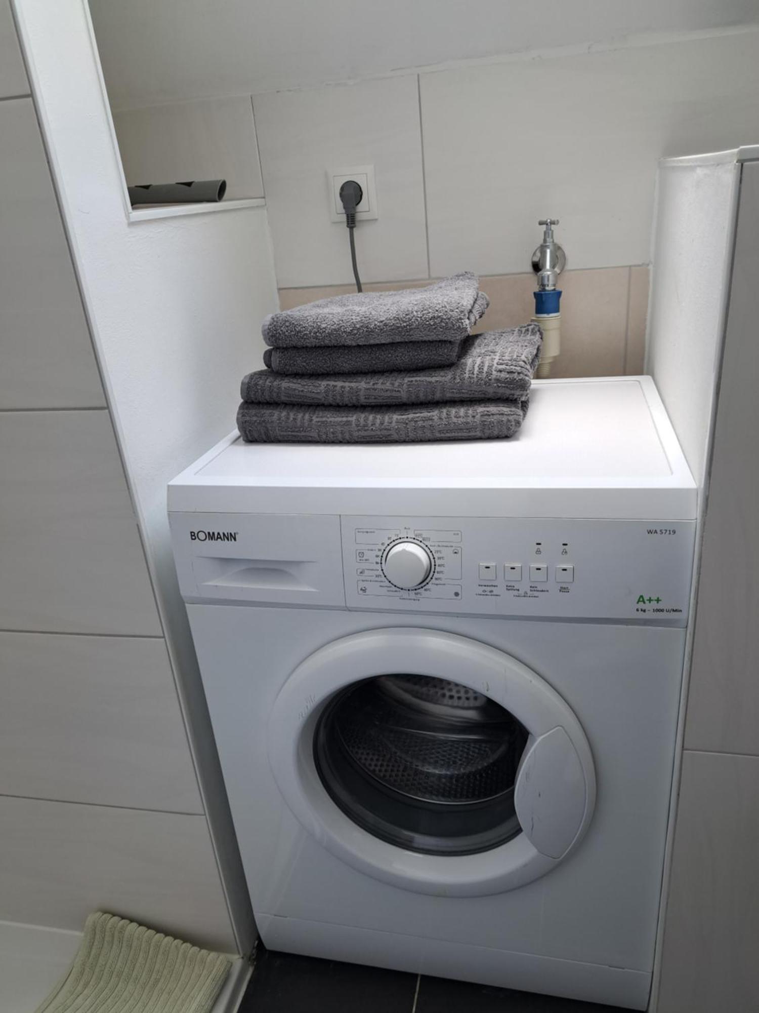 Wunderschoenes 2 Zimmer Apartment Inkl. Parkplatz Asbach  Εξωτερικό φωτογραφία